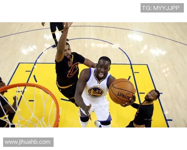 勇士与骑士总决赛第二场激战回顾：巅峰对决再掀高潮